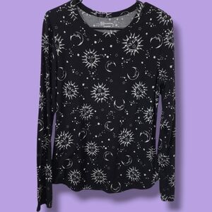 Gothic thermal shirt from No Boundaries size XXL